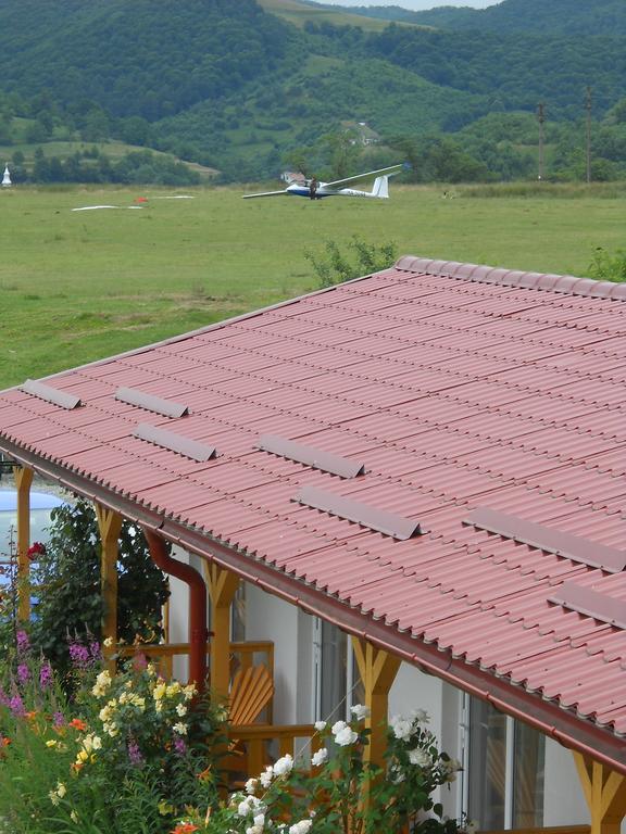 Pensiunea Poezii Alese Valea Drăganului Exterior photo
